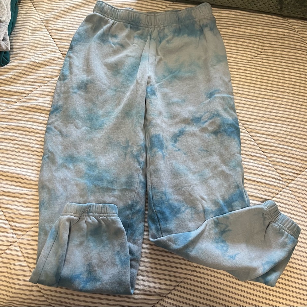 Blue tie dye LA Hearts sweatpants